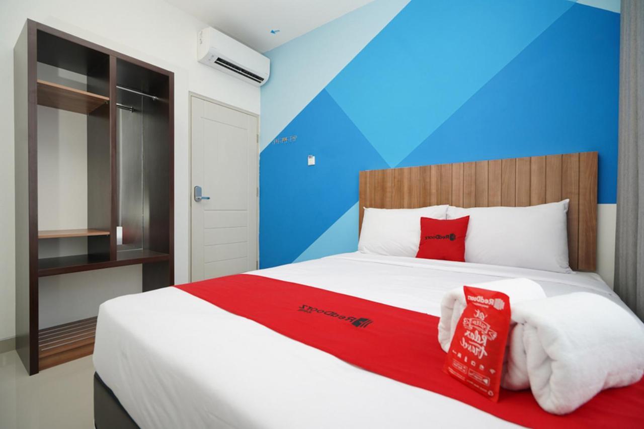 RedDoorz Plus @ Terban Residence Yogyakarta Bagian luar foto