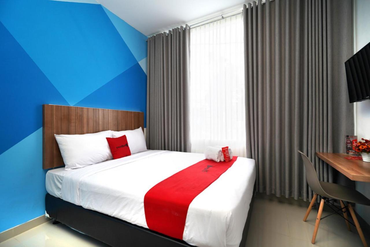 RedDoorz Plus @ Terban Residence Yogyakarta Bagian luar foto