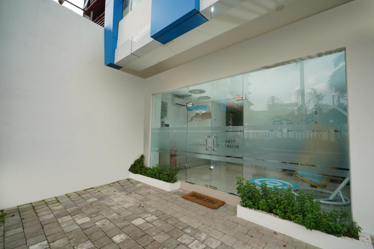 RedDoorz Plus @ Terban Residence Yogyakarta Bagian luar foto